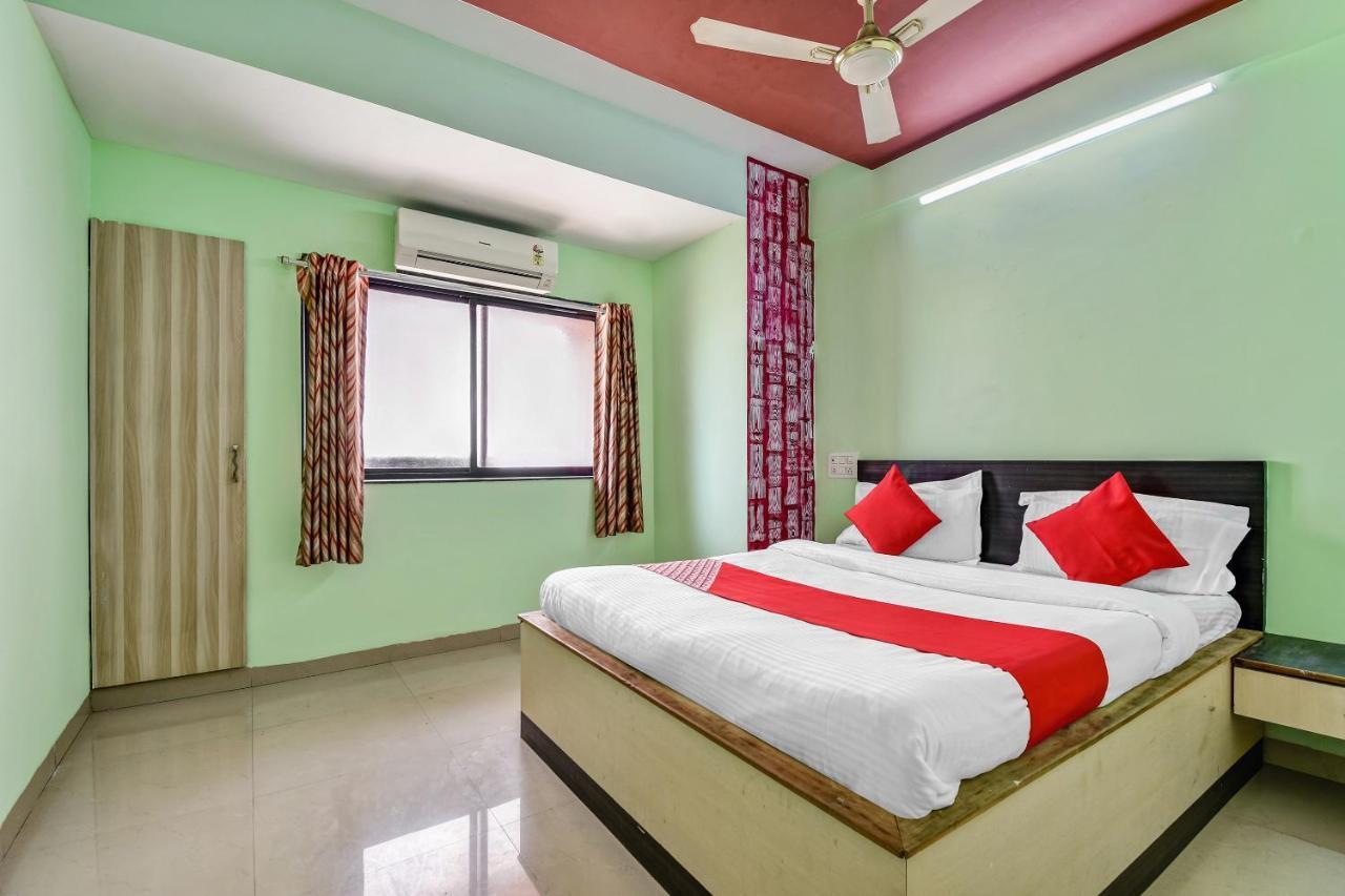 Oyo Hotel Samarth Lodge Solapur Dış mekan fotoğraf