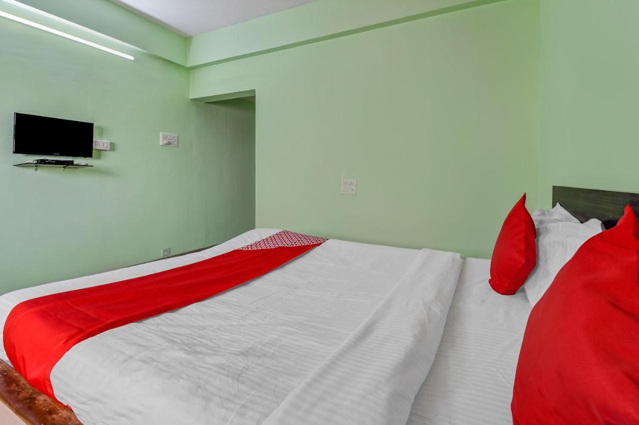 Oyo Hotel Samarth Lodge Solapur Dış mekan fotoğraf
