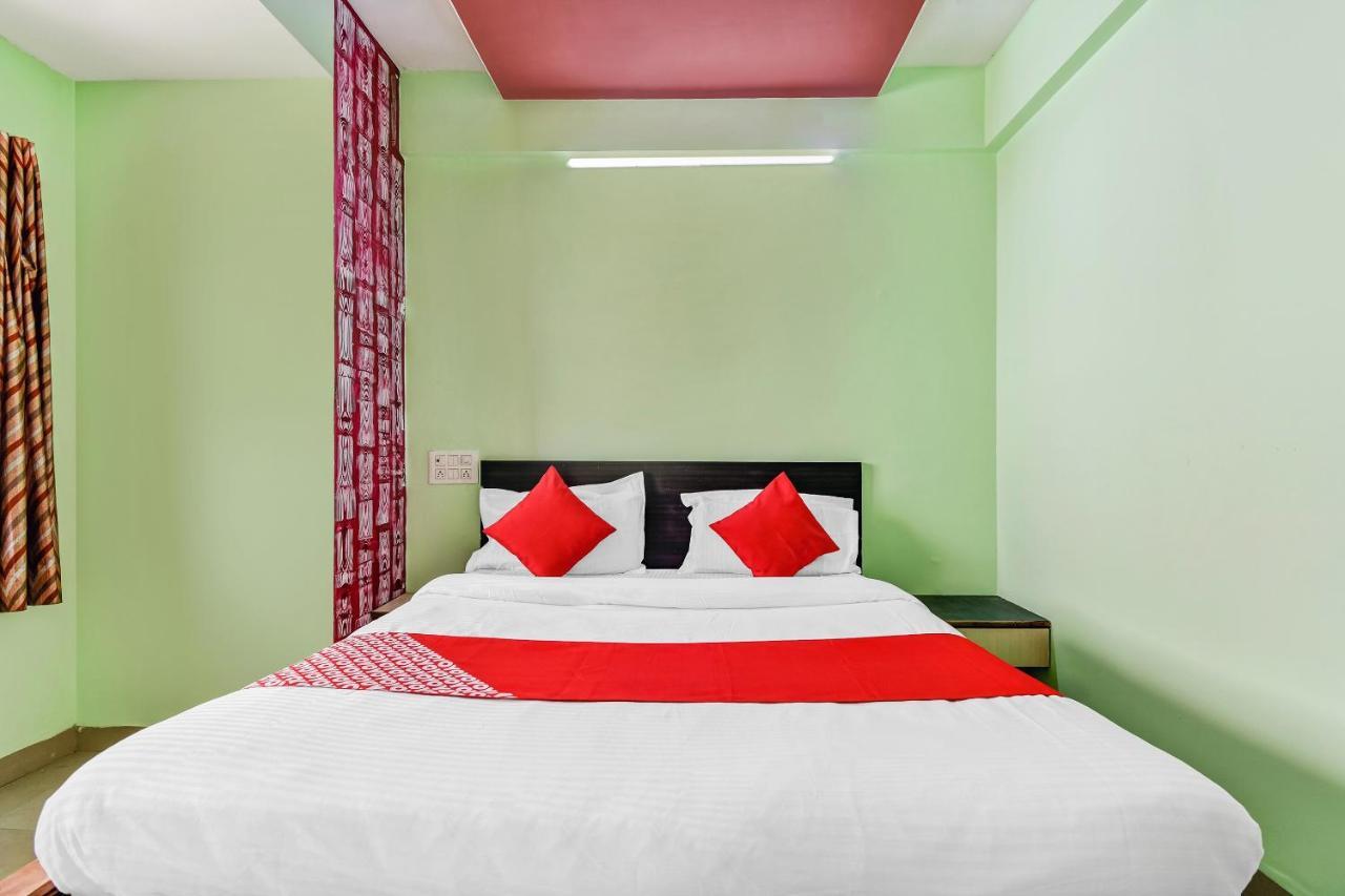 Oyo Hotel Samarth Lodge Solapur Dış mekan fotoğraf