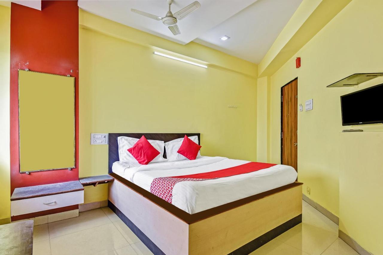 Oyo Hotel Samarth Lodge Solapur Dış mekan fotoğraf